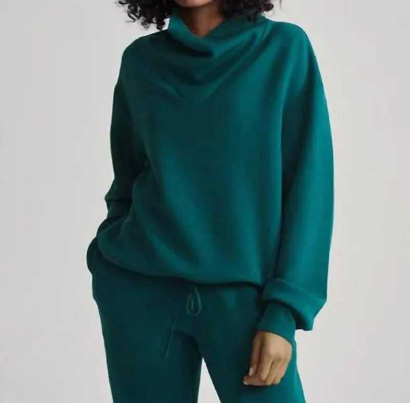 Betsy Sweat In ConiferHemp Knit Tops