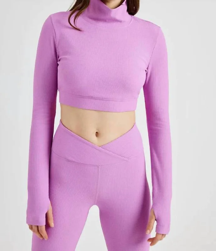 Drift Turtleneck Crop Top In Mauve