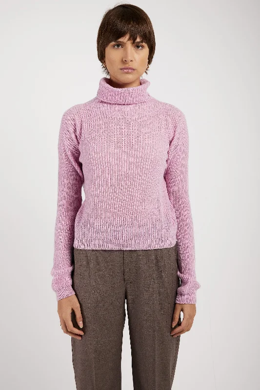 Light Cashmere Turtleneck Sweater in Rose