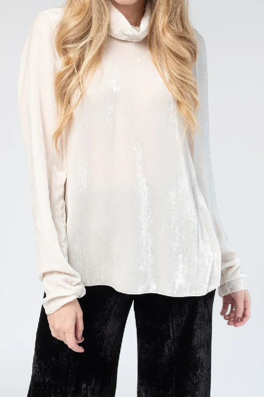 Velvet Turtleneck Top in Naturale